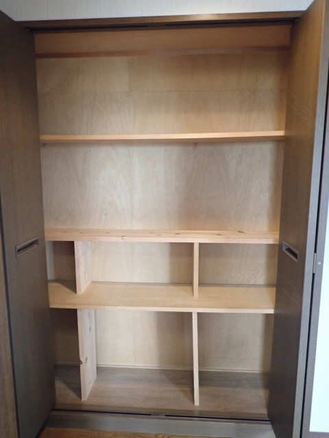 リビング　収納